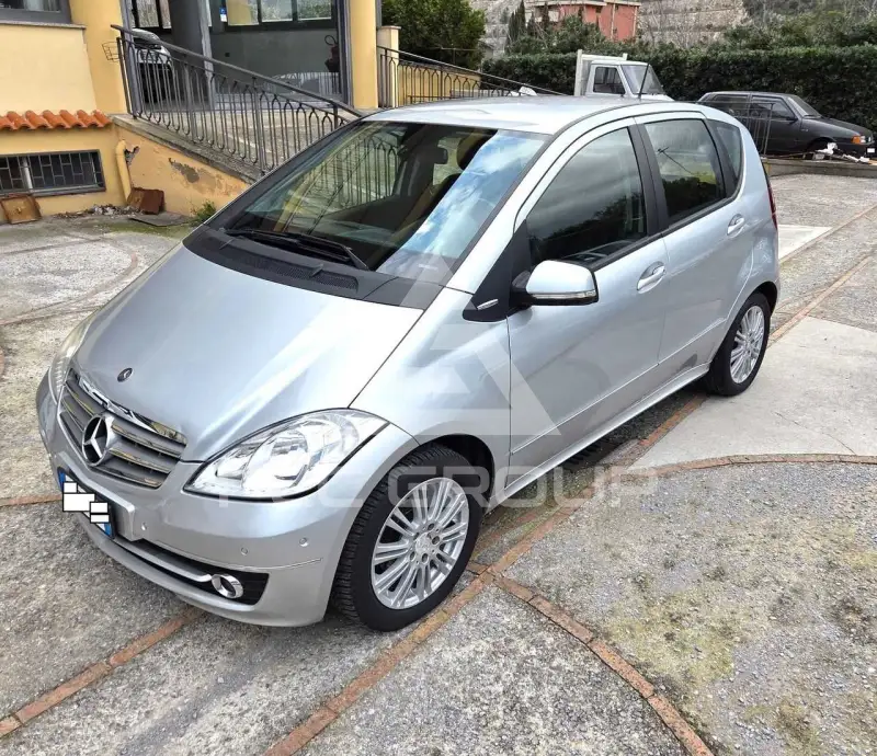 2009 Mercedes Benz A 180