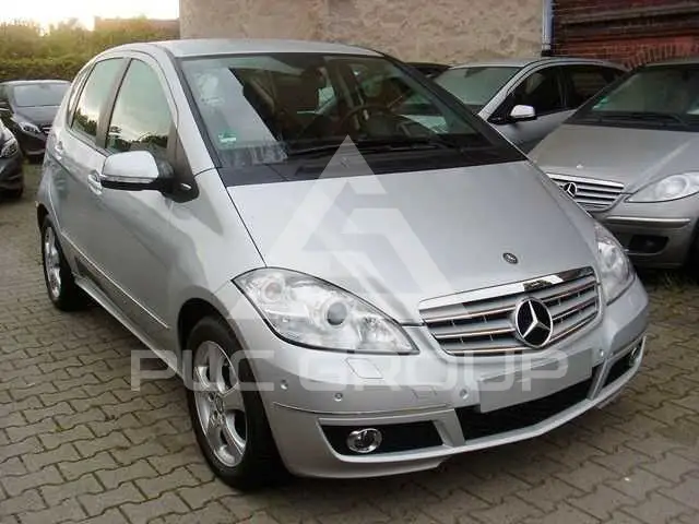 2009 Mercedes Benz A 200
