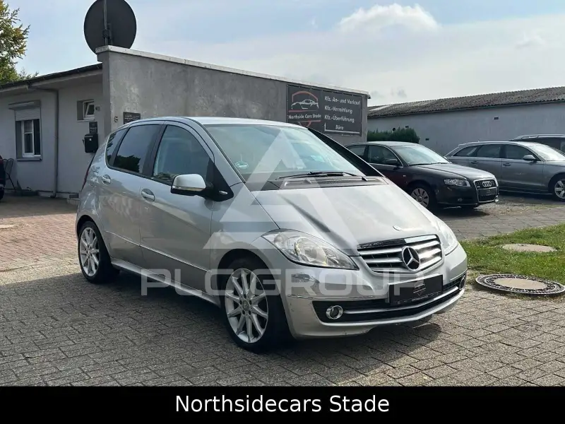 2009 Mercedes Benz A 200