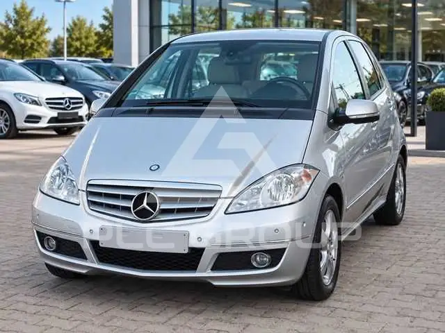2009 Mercedes Benz A 200