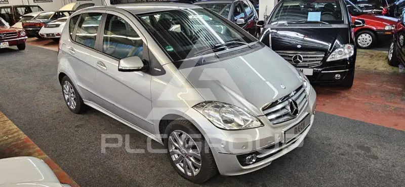 2009 Mercedes Benz A 200