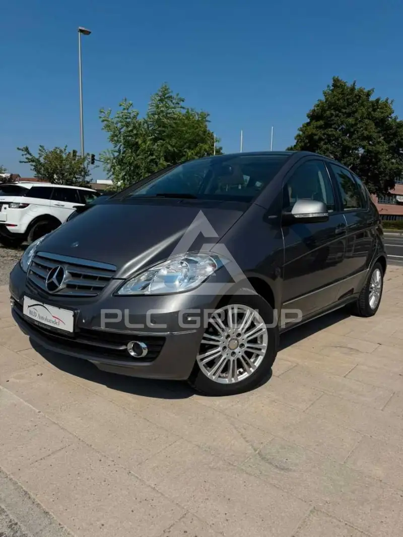 2009 Mercedes Benz A 200