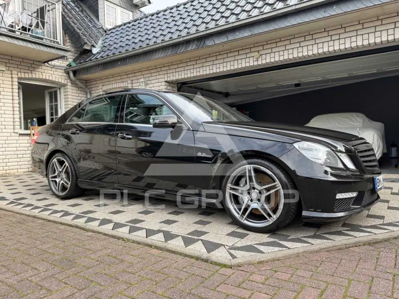 2009 Mercedes Benz E 63 AMG