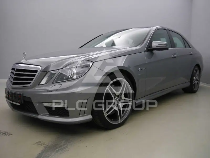 2009 Mercedes Benz E 63 AMG