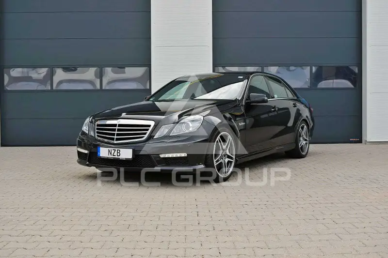 2009 Mercedes Benz E 63 AMG