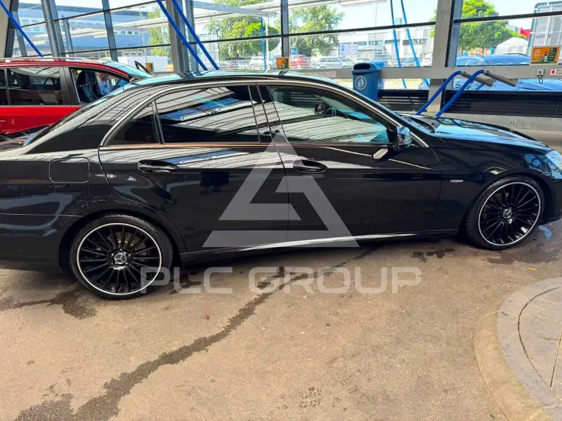 2009 Mercedes Benz 220