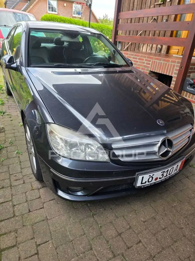 2009 Mercedes Benz 220