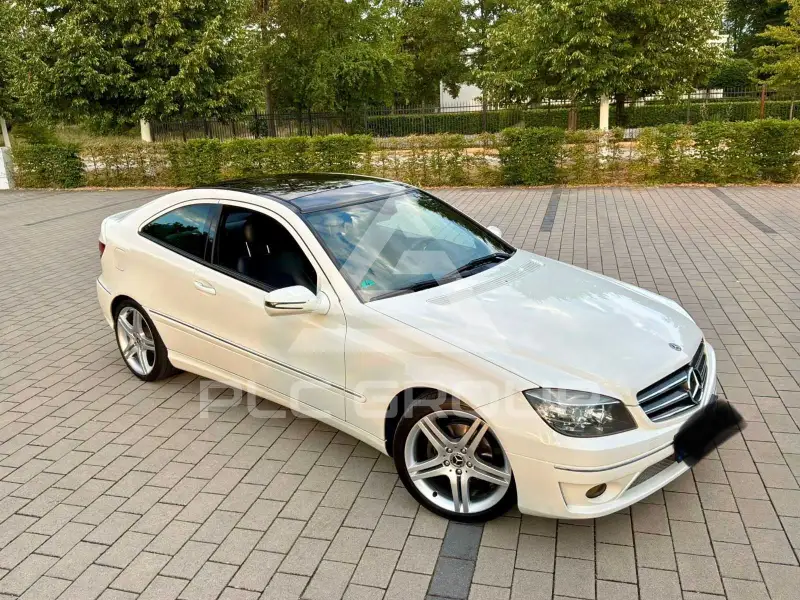 2009 Mercedes Benz 220