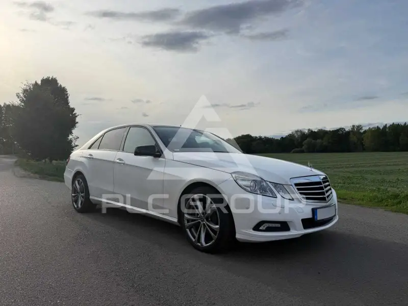 2009 Mercedes Benz 220