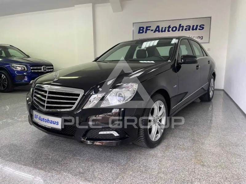 2009 Mercedes Benz E 200