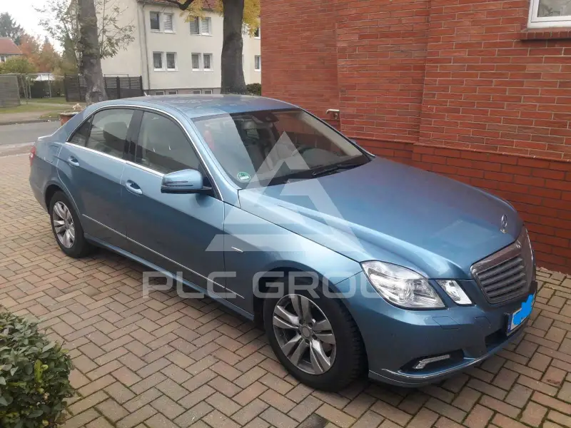 2009 Mercedes Benz E 200