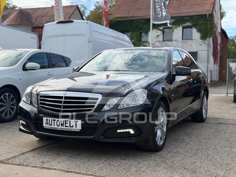 2009 Mercedes Benz E 200