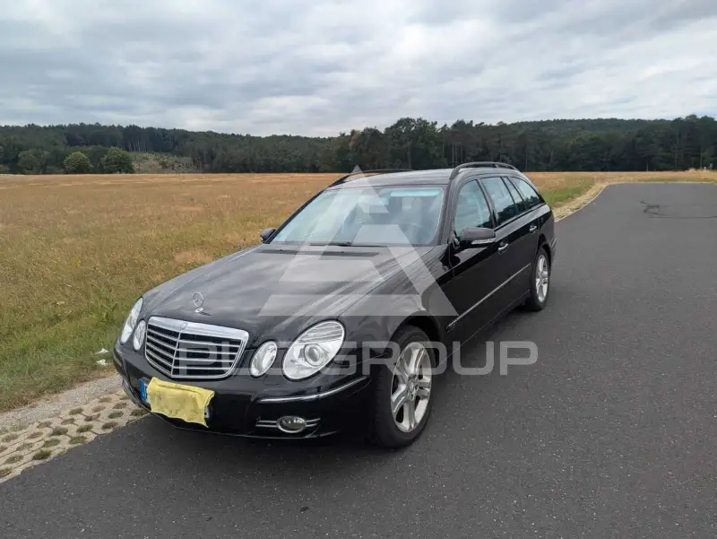 2009 Mercedes Benz E 200