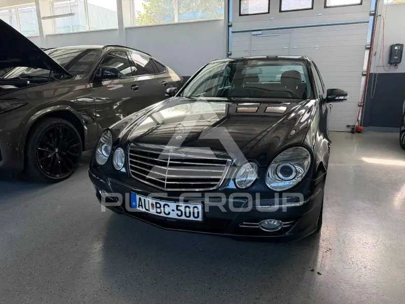 2009 Mercedes Benz E 200