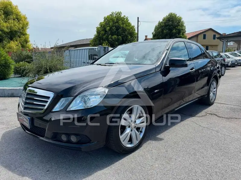 2009 Mercedes Benz E 200
