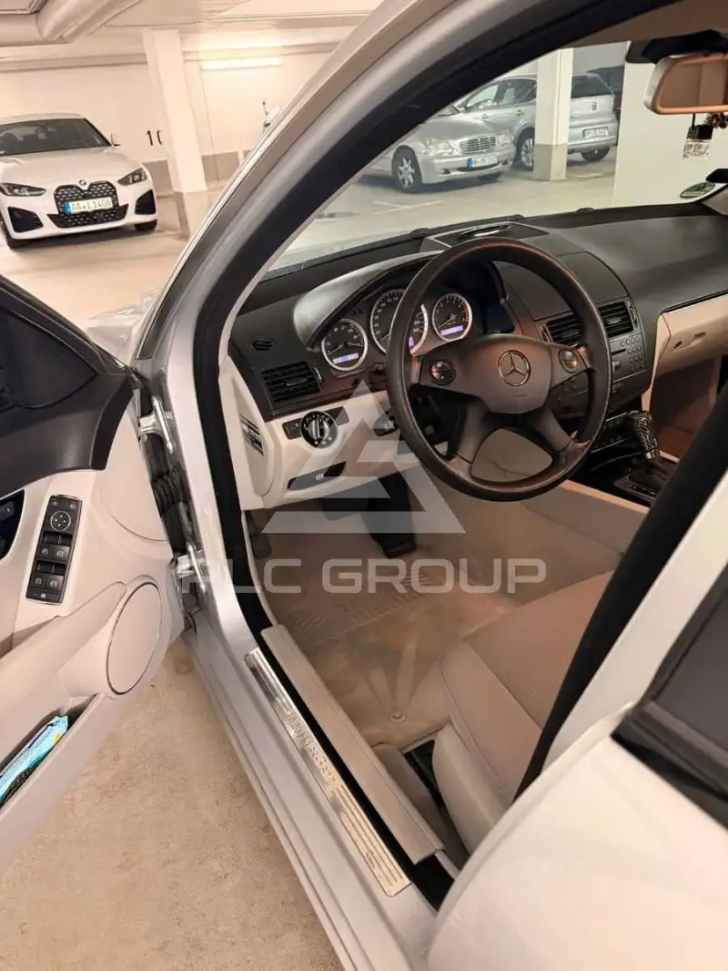 2009 Mercedes Benz C 180