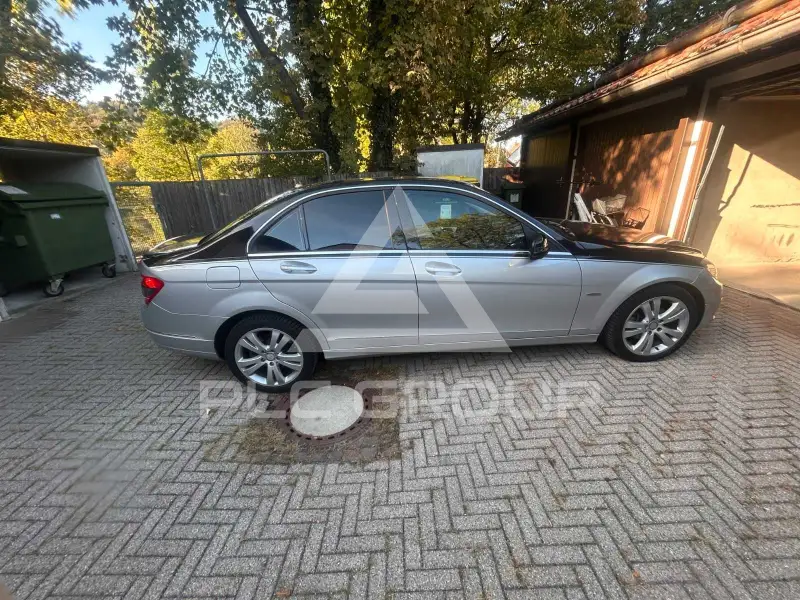 2009 Mercedes Benz C 200