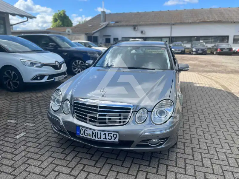 2009 Mercedes Benz E 220