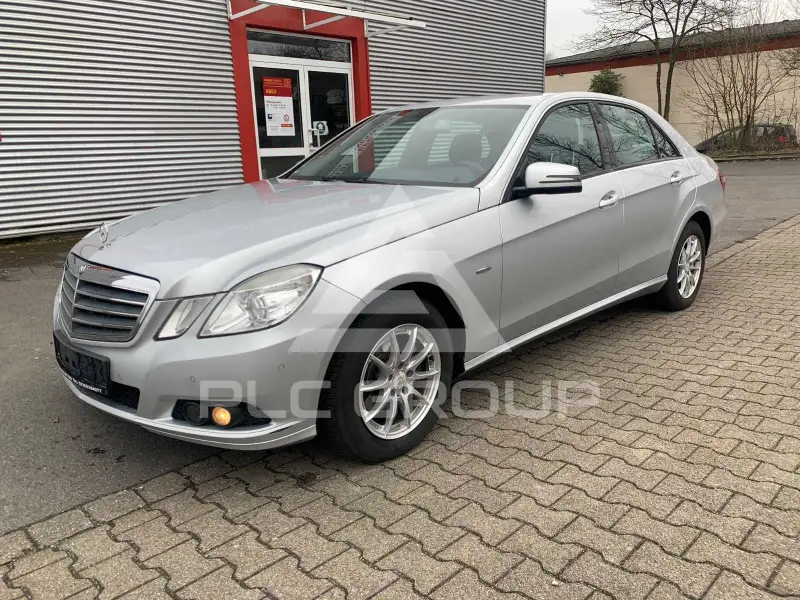 2009 Mercedes Benz E 220