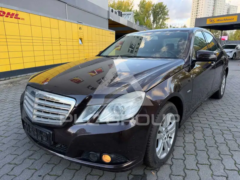 2009 Mercedes Benz E 220