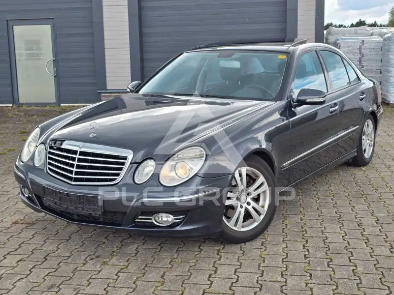 2009 Mercedes Benz E 220
