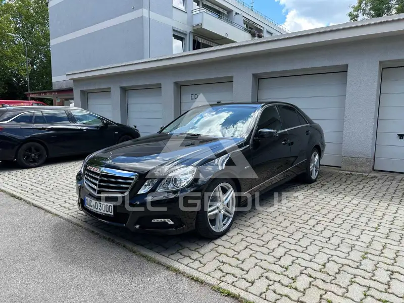 2009 Mercedes Benz E 220