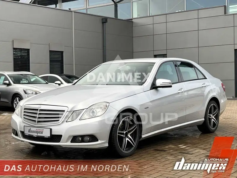 2009 Mercedes Benz E 220