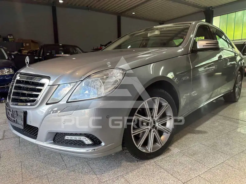 2009 Mercedes Benz E 220