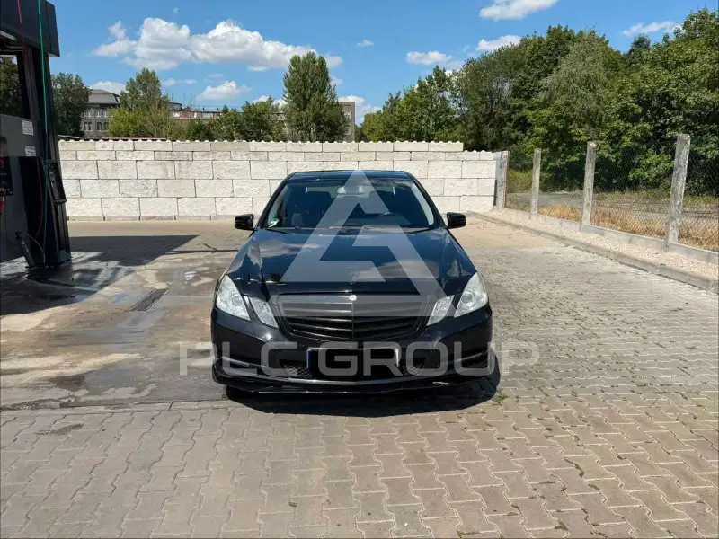 2009 Mercedes Benz E 220