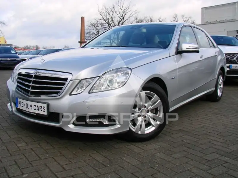 2009 Mercedes Benz E 220