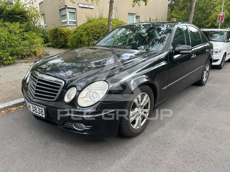 2009 Mercedes Benz E 220