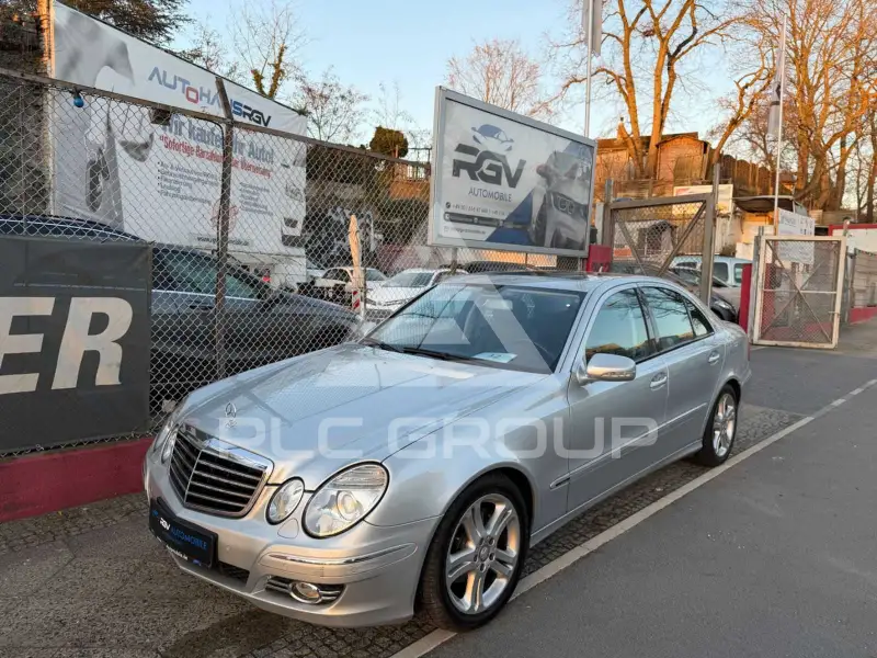 2009 Mercedes Benz E 220