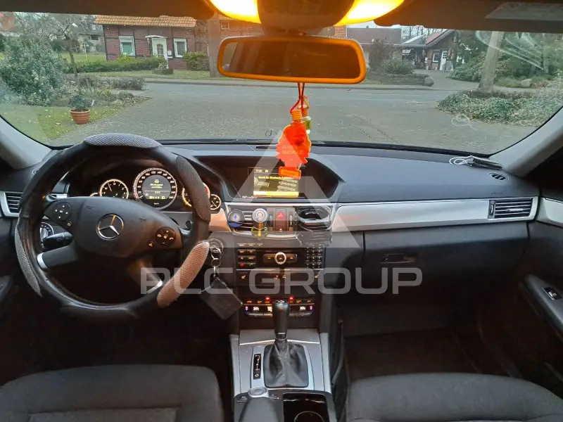 2009 Mercedes Benz E 220