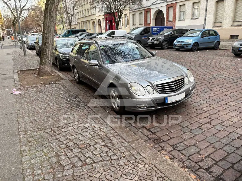 2009 Mercedes Benz E 220