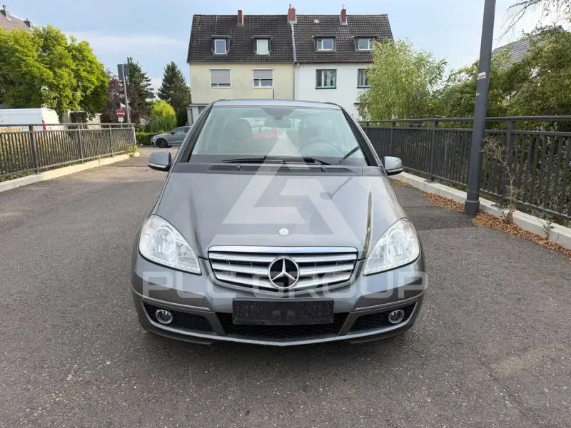 2009 Mercedes Benz A 160