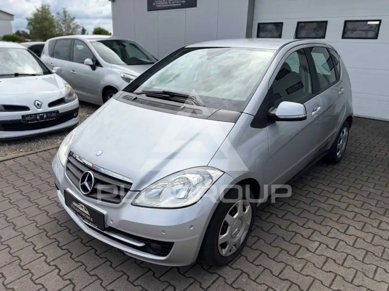 2009 Mercedes Benz A 160