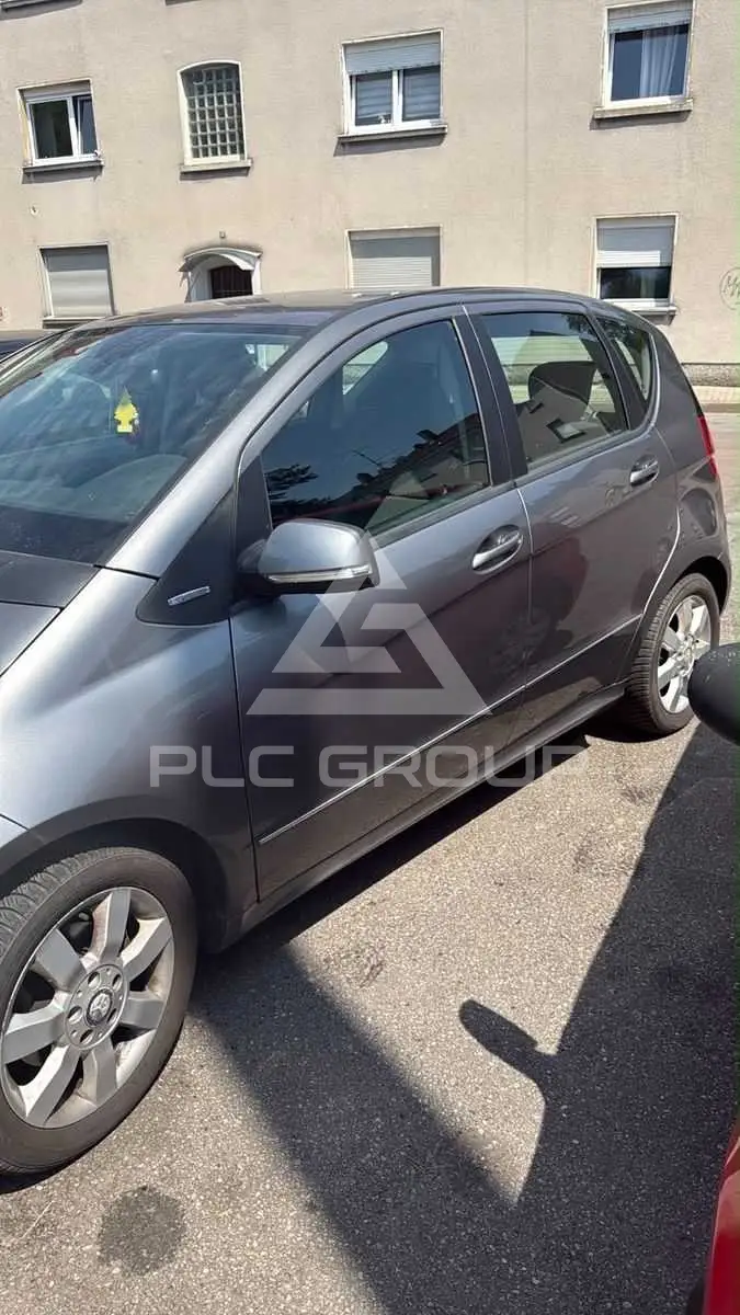 2009 Mercedes Benz A 160