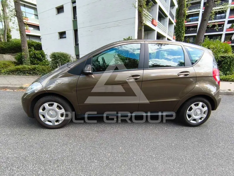 2009 Mercedes Benz A 160
