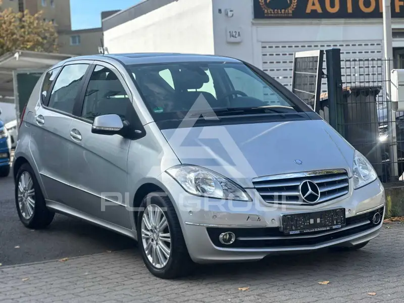 2009 Mercedes Benz A 160