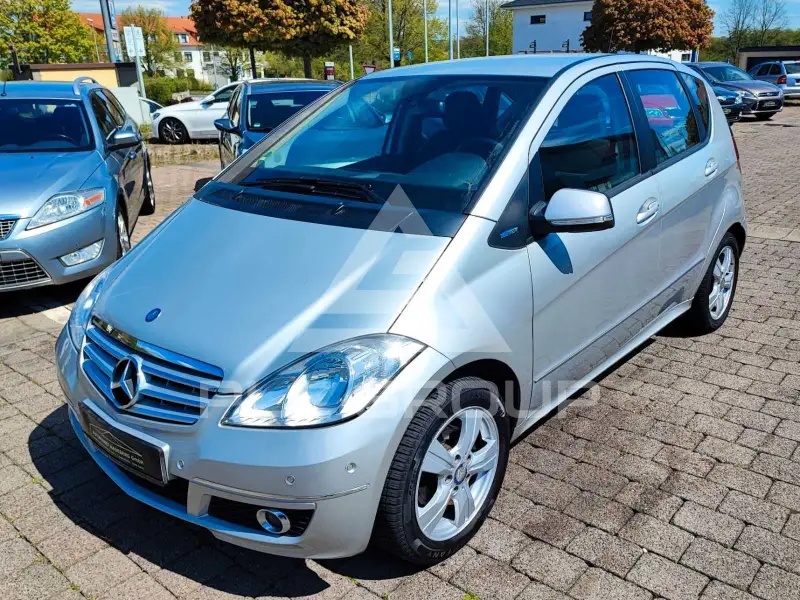 2009 Mercedes Benz A 160