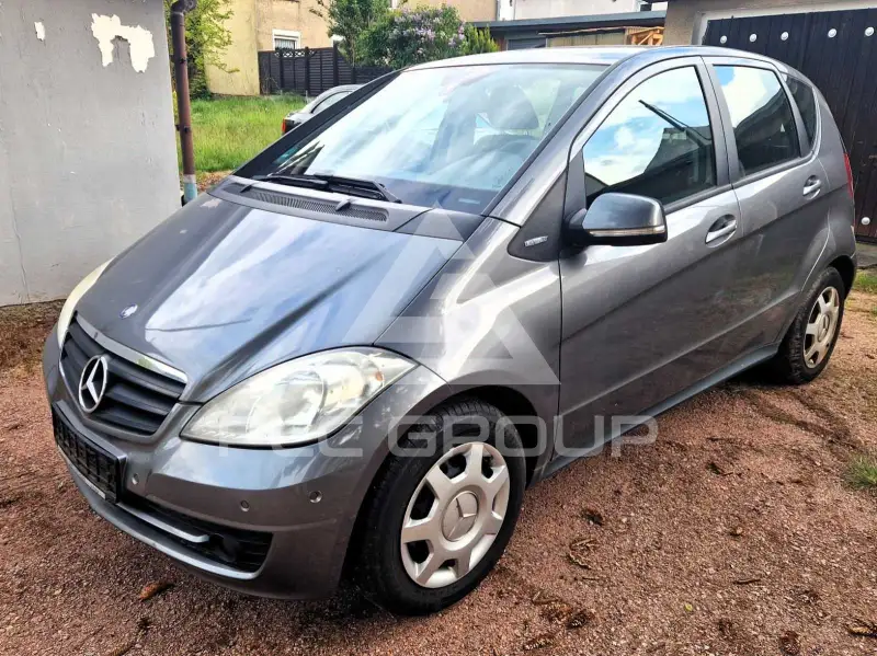 2009 Mercedes Benz A 160