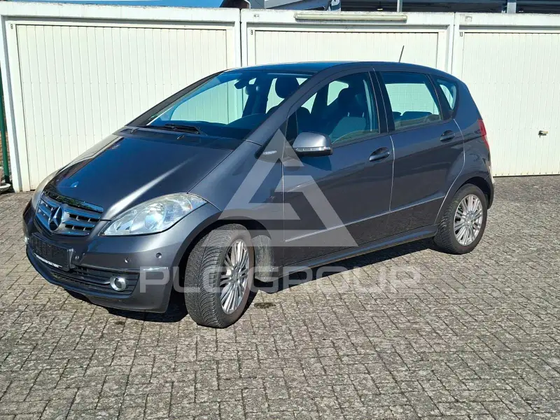 2009 Mercedes Benz A 160