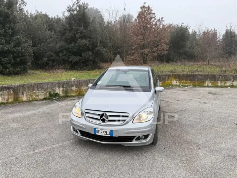 2009 Mercedes Benz B 180