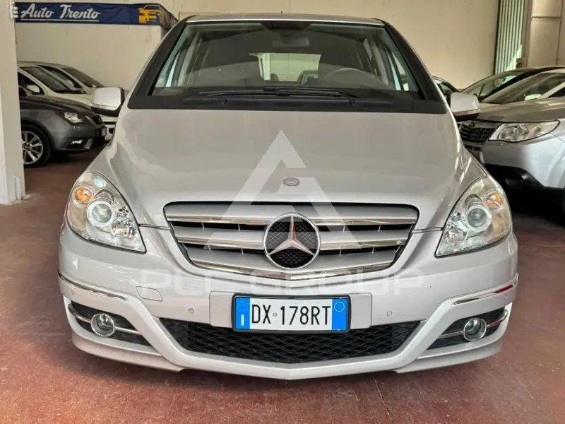 2009 Mercedes Benz B 180