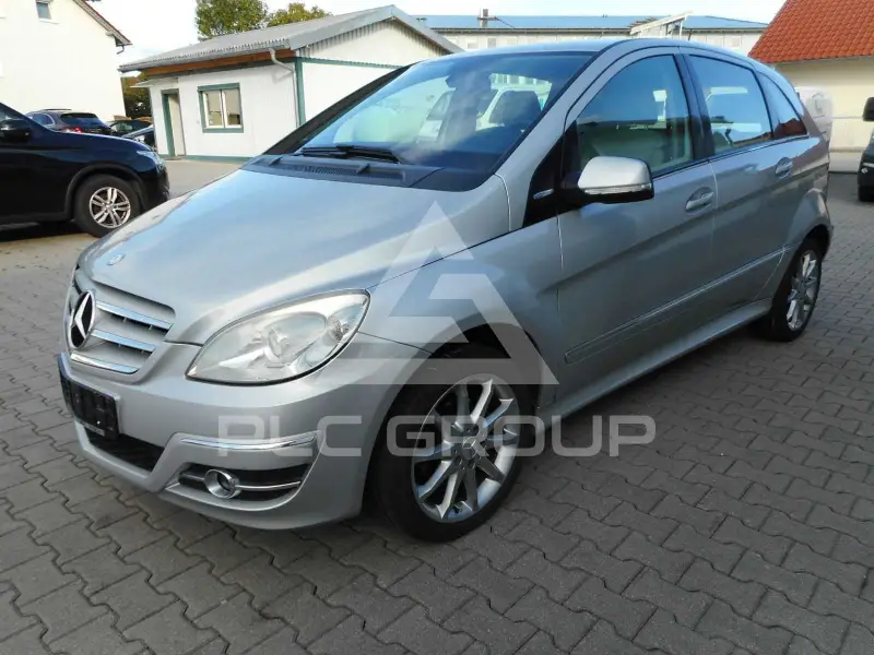 2009 Mercedes Benz B 180