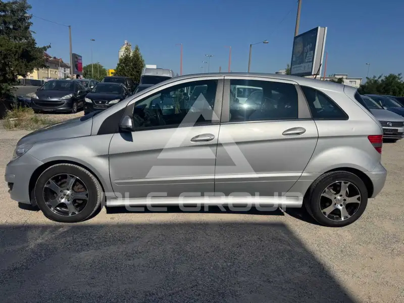 2009 Mercedes Benz B 180