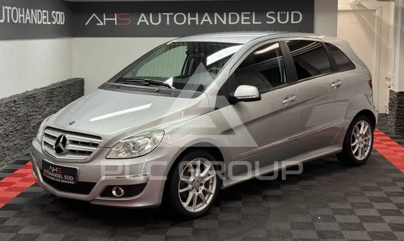 2009 Mercedes Benz B 180