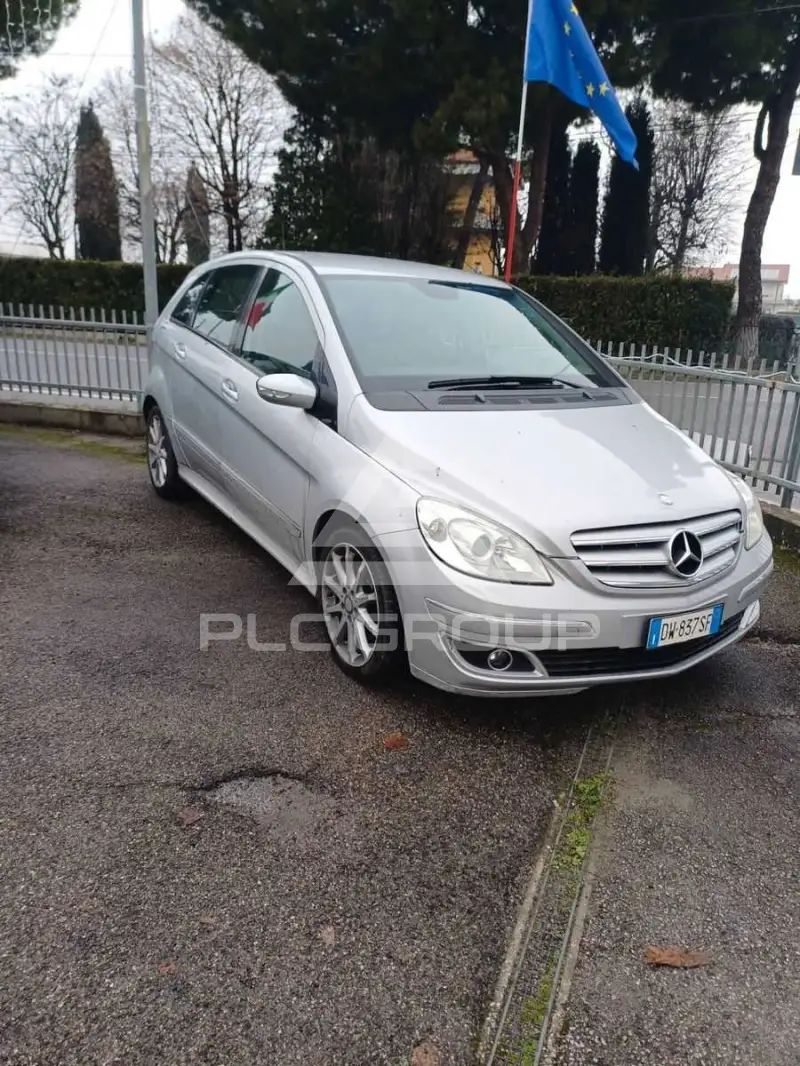 2009 Mercedes Benz B 180
