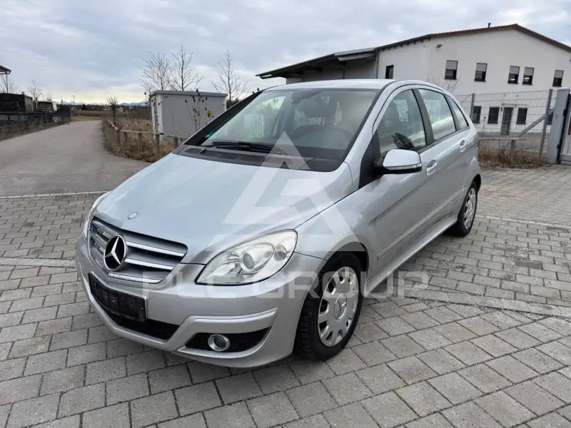 2009 Mercedes Benz B 180