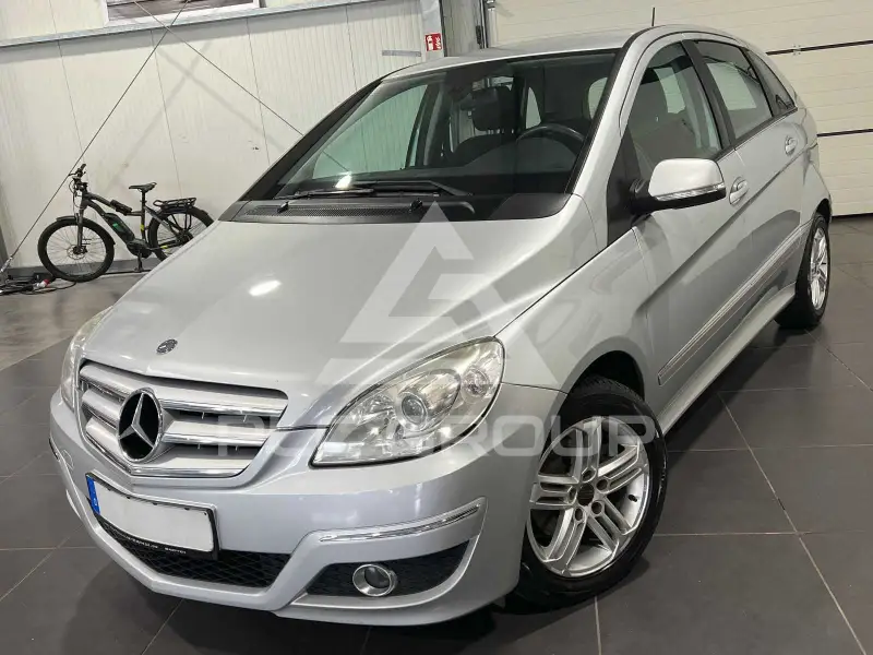 2009 Mercedes Benz B 180